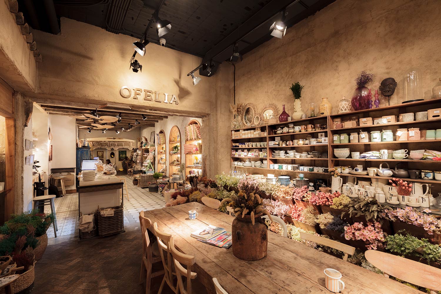 انواع سبک های طراحی ویترین مغازه