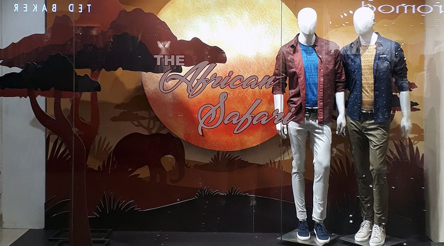 اصول طراحی ویترین لباس مردانه