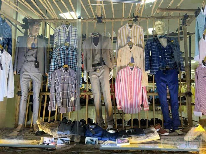 ویترین مغازه لباس مردانه