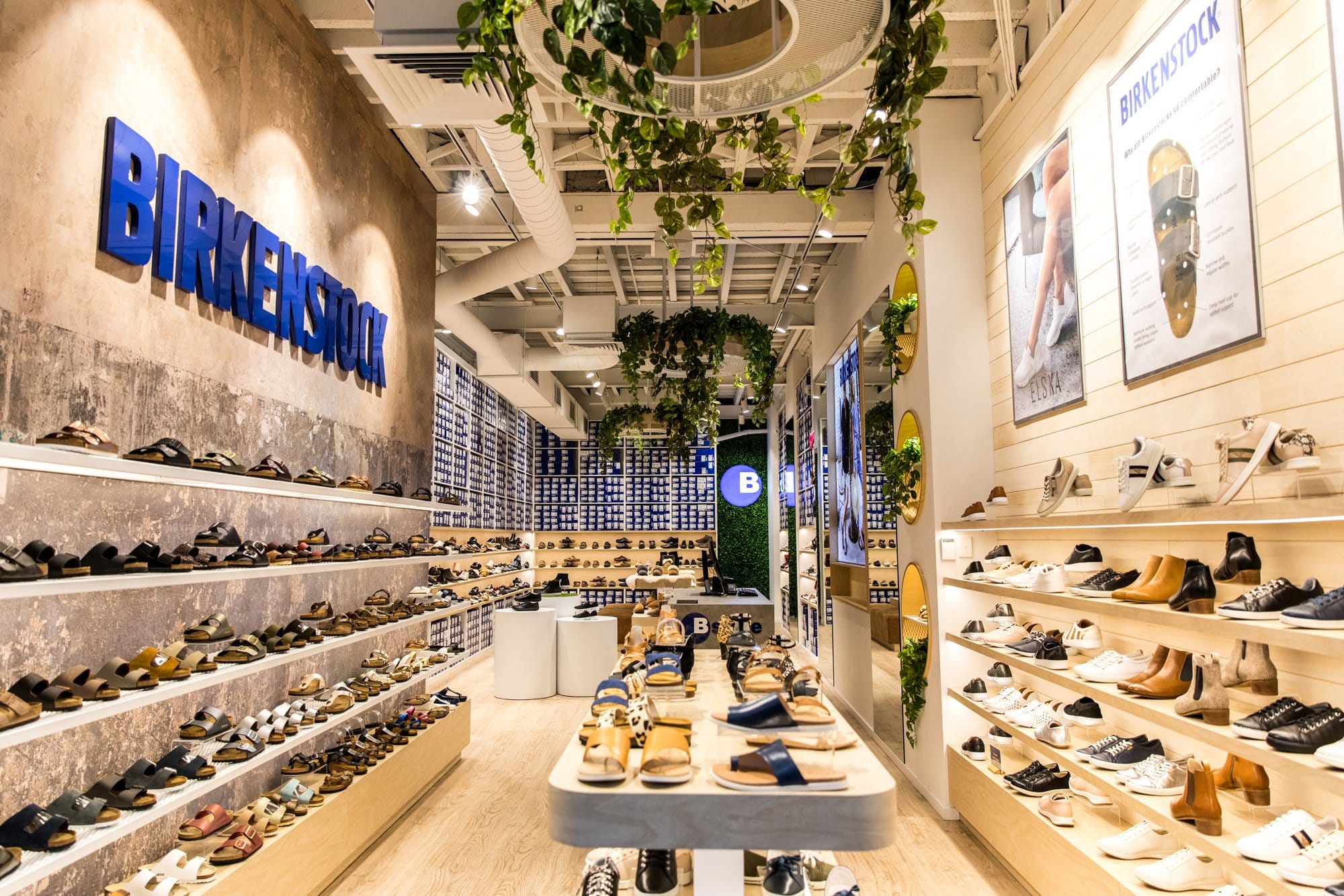 سوالات متداول درباره دکوراسیون داخلی مغازه کفش