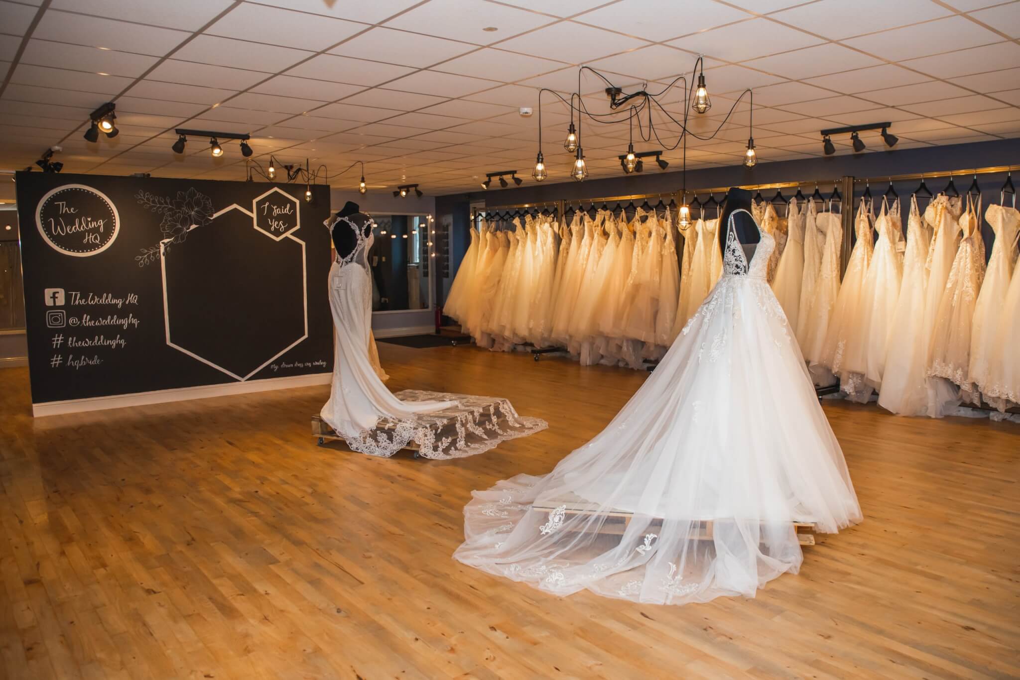 طراحی ویترین مزون